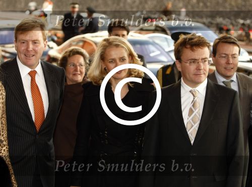 Amsterdam 3 december 2008
Prins Claus prijzen in het ij theater. Aanwezig zijn Koningin Beatrix , Prinses Maxima in tijger print outfit Prins Willem Alexander Mabel Wisse Smit Prins Friso en Prinses Laurentien en Prins Constantijn.
Peter Smulders bv