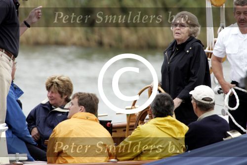 Muiden 4 juli 2004
Koningin Beatrix en Prins Friso varen op Groene Draeck
Peter Smulders bv