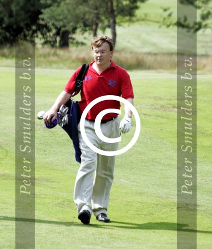 Hilversum 4 augustus 2004
Prins Friso op de pro-am van de klm open op de hilversumse golfclub. Friso met Leo Vogelzang
Peter Smulders b v