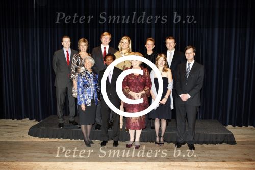 Amsterdam  12 december 2007
Uitreiking prins Claus prijzen in het muziekcentrum aan het ij. Orinses Maxima Laurentien Mabel Koningin Beatrix Prins Willem Alexander Friso en Constantijn zijn daarbij aanwezig.
Peter Smulders bv