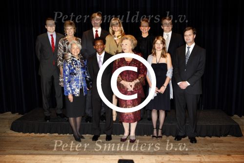 Amsterdam  12 december 2007
Uitreiking prins Claus prijzen in het muziekcentrum aan het ij. Orinses Maxima Laurentien Mabel Koningin Beatrix Prins Willem Alexander Friso en Constantijn zijn daarbij aanwezig.
Peter Smulders bv