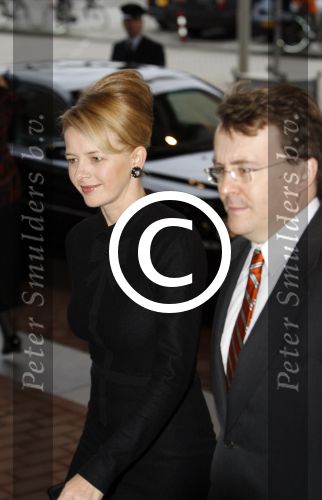 Amsterdam 13 december 2006
Prins Clausprijzen in het ij theater met Maxima Mabel Wisse Smit Prinses Laurentien Koningin Beatrix Prins Friso en Prins Constantijn.
Peter Smulders bv