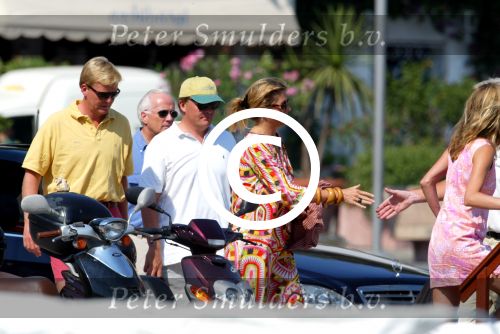 Porto Ercole 6 augustus 2003

Prins Bernhard Maxima Prins Willem Alexander Prins Friso en Mabel Wisse Smit op de Jumbo VI


Peter Smulders bv