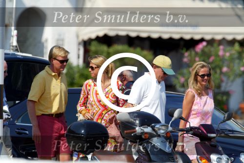 Porto Ercole 6 augustus 2003

Prins Bernhard Maxima Prins Willem Alexander Prins Friso en Mabel Wisse Smit op de Jumbo VI


Peter Smulders bv