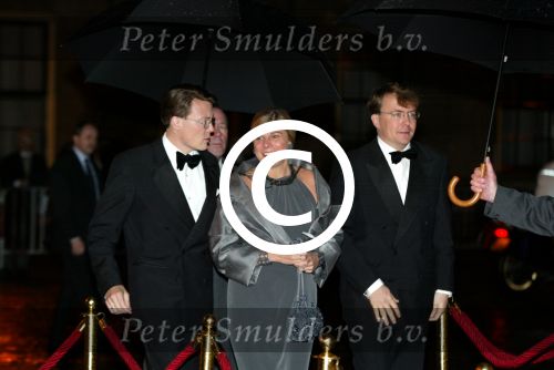 Den Haag 25 januari 2002

prins Willem Aleander en Maxima  diner op het Binnenhof bij Wim Kok.
aanwezig waren ook de broers en zus van Maxima
Prinses Laurentien Prins Friso en Prins Constantijn
Peter Smulders bv
