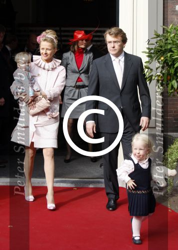 Den Haag 20 oktober 2007
Mabel Wisse Smit Prins Friso en hun dochters Luana en Zaria bij de doop van prinses Ariane.
Peter Smulders bv