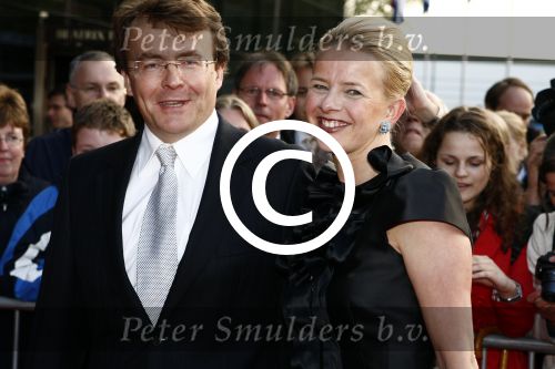 Utrecht 28 april 2009
Pieter v Vollenhoven viert zijn 70e verjaardag in het Beatrix theater in Utrecht. Prinses Mabel wisse smit en Prins Friso
Peter Smulders bv