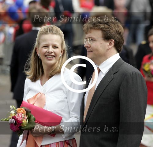 Scheveningen 30 april 2005
Koningin Beatrix in Scheveningen met familie.
Mabel Wisse Smit en Prins Friso
Peter Smulders bv