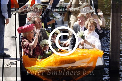 Woudrichem Den Bosch 30 april 2007
Koningin Beatrix Prins Willem Alexander Prins Friso mabel Wisse Smit Prins Constantijn Prinses Laurentien Prinses Margriet Pieter v Vollenhoven Prins Maurits Prinses Marilene Prins Bernhard jr Prinses Annette Prins Pieter Christiaan Prinses  Anita Prins Floris en Prinses Aimee koninginnedag.
Peter Smulders bv