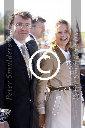Woudrichem Den Bosch 30 april 2007
Koningin Beatrix Prins Willem Alexander Prins Friso mabel Wisse Smit Prins Constantijn Prinses Laurentien Prinses Margriet Pieter v Vollenhoven Prins Maurits Prinses Marilene Prins Bernhard jr Prinses Annette Prins Pieter Christiaan Prinses  Anita Prins Floris en Prinses Aimee koninginnedag.
Peter Smulders bv