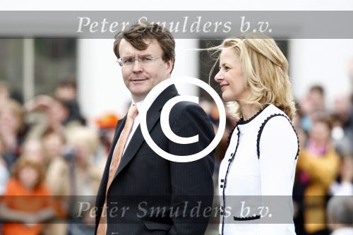 Makkum en Franeker30 april 2008
Koninginnedag 2008 met Koningin Beatrix Prins Willem Alexander Friso Constantijn Maurits Floris Pieter Christiaan Pieter v Vollenhoven en de prinsessen Maxima Laurentien Mabel Aimee Anita Margriet en Marilene.
Peter Smulders bv