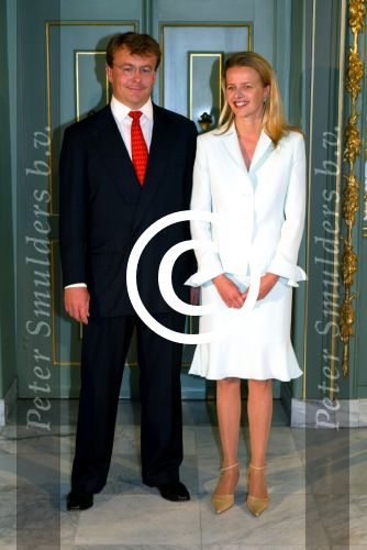 Den Haag 30 juni 2003

verloving mabel wisse smit en prins friso op huis ten bosch.
verder aanwezig koningin beatrix en de moeder van mabel


Peter Smulders bv