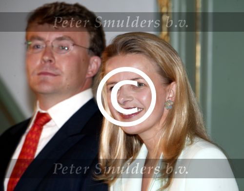 Den Haag 30 juni 2003

verloving mabel wisse smit en prins friso op huis ten bosch.
verder aanwezig koningin beatrix en de moeder van mabel


Peter Smulders bv