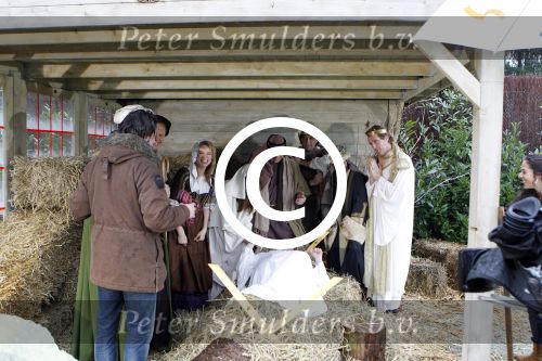Eemnes 16 december 2011
Opnames voor kerstfilmpje van koffietijd met oa Quinty Trustfull Casper Burgi Pernille la Lau Bastiaan v Schaijk Martin gaus Lodewijk Hoekstra Job Nievaart Martin en edwin Smulders .
Peter Smulders bv