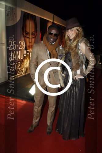 Amsterdam 28 januari 2012
AIFW fashion week met div bn ers bij div shows. Regilio Tuur met vriendin
Peter Smulders bv