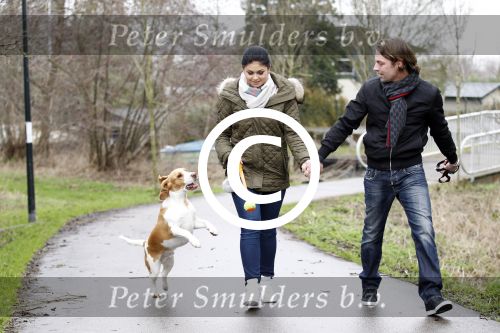 Vinkeveen 25 januari 2012
Roxeanne Hazes en haar vriend Nick laten samen hun hond uit.
Peter Smulders bv