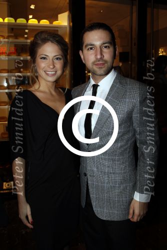 Amsterdam 23 januari 2012
Premiere Black out in Tuschinski. sarah Chronis met vriend
Peter Smulders bv