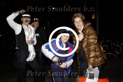 Amsterdam 21 januari 2012
Wendy v Dijk viert haar 41e verjaardag in de supperclub. Sem en Mike v Dijk met de moeder van Wendy
Peter Smulders bv