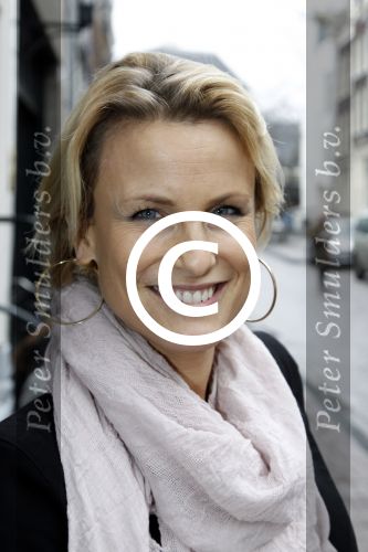 Amsterdam 26 januari 2012
Patty Brard Anouk Smulders en Sjimmy Bruijninckx op straat.
Peter Smulders bv