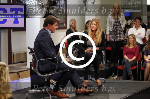 Amsterdam 8 september 2010
Doutzen Kroes wordt geinterviewd door Twan Huys in het confectie centrum.
Peter Smulders bv
