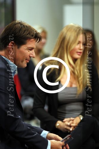 Amsterdam 8 september 2010
Doutzen Kroes wordt geinterviewd door Twan Huys in het confectie centrum.
Peter Smulders bv
