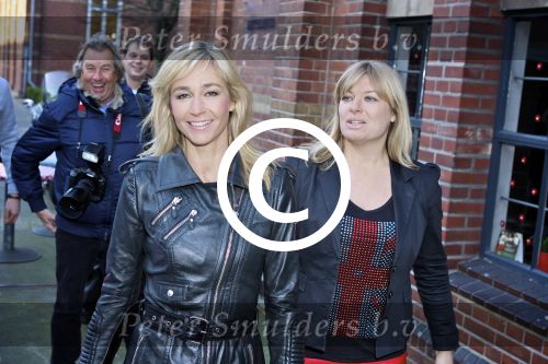 Amsterdam 17 januari 2012
Presentatie en kijken aflevering moordvrouw met Wendy v Dijk Renee Soutendijk Achmed Akkabi en Chava voor in t Holt.
Peter Smulders bv