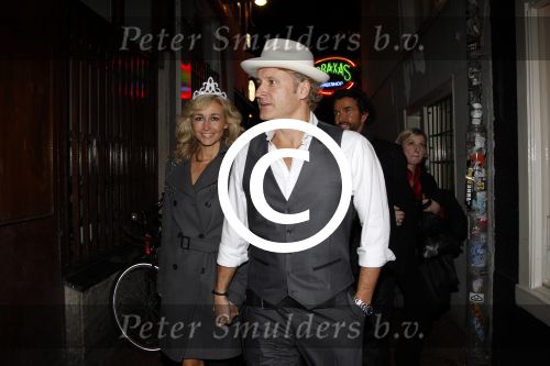 Amsterdam 21 januari 2012
Wendy v Dijk viert haar 41e verjaardag in de supperclub. Wendy v Dijk en Erland galjaard
Peter Smulders bv