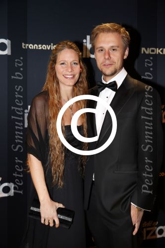 Amsterdam 28 januari 2013
Premiere verliefd op ibiza in Tuschinski. Armin v Buuren met zijn zwangere vrouw
Peter Smulders bv
