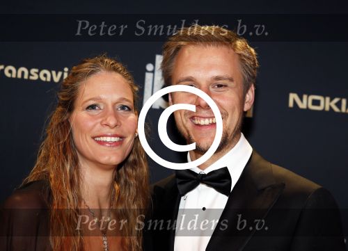 Amsterdam 28 januari 2013
Premiere verliefd op ibiza in Tuschinski. Armin v Buuren met zijn zwangere vrouw
Peter Smulders bv