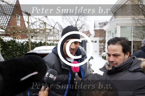 Amsterdam 22 januari 2013
Estelle Cruijff en twee vrienden hebben Badr Hari opgehaald nadat hij vrijgelaten is uit de gevangenis. Bij hun huis stond veel pers te wachten.
Peter Smulders bv