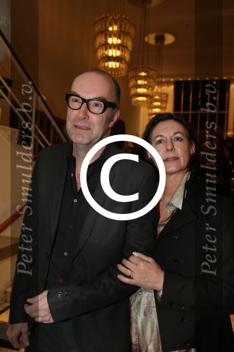 Utrecht, 22 Januari 2013 Premiere Paul Groot en Sanne Walles de Vries voor een hommage aan Adele Bloemendaal
Bart Chabot met echtgenote
Foto Peter Smulders BV