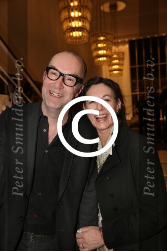 Utrecht, 22 Januari 2013 Premiere Paul Groot en Sanne Walles de Vries voor een hommage aan Adele Bloemendaal
Bart Chabot met echtgenote
Foto Peter Smulders BV