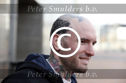 Amsterdam 3 februari 2013
Premiere Ted en de Schat in pathe Arena. Ben Saunders met zijn nieuwe tatoo die over SORAYA (ex vriendin) is gezet en met zijn dochter
Peter Smulders bv