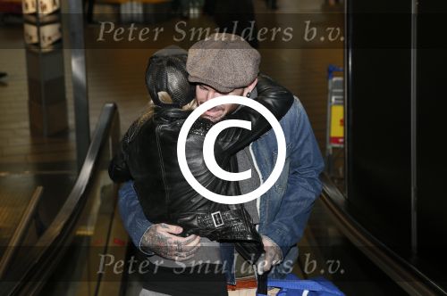 Schiphol 20 januari 2013
Ben Saunders haalt zijn vriendin Keet Yvonne Coldeweijer op op schiphol nadat zij naar Mauritius is geweest.
Peter Smulders bv