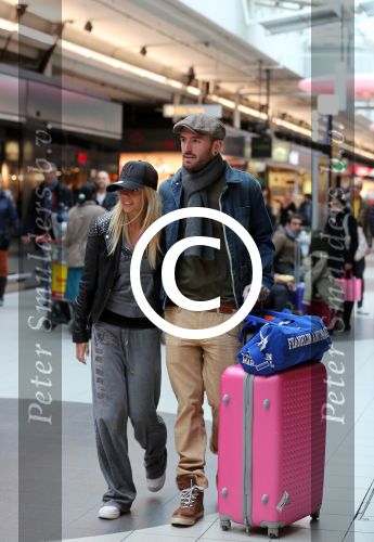 Schiphol 20 januari 2013
Ben Saunders haalt zijn vriendin Keet Yvonne Coldeweijer op op schiphol nadat zij naar Mauritius is geweest.
Peter Smulders bv