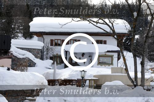 Lech/Zurs 18 en 19 februari 2013
Hotspots en winkels waar koningin Beatrix winkelt boodschappen doet en gaat eten/lunchen.
Peter Smulders bv