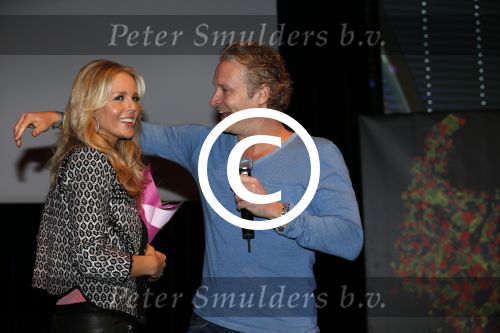 Amsterdam 15 februari 2013
Presentatie rtl programma lets dance now met oa Chantal Janzen Jan Kooijman Dan Karaty en Lieke v Lexmond. Erland Galjaard
Peter Smulders bv