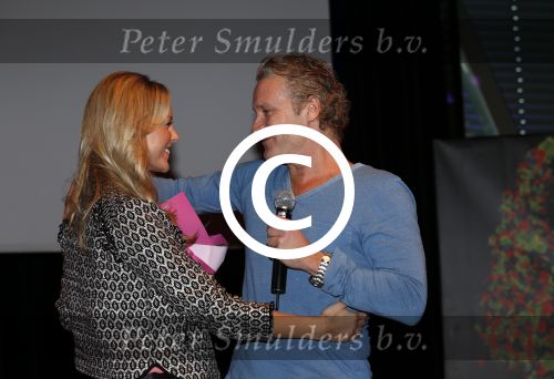 Amsterdam 15 februari 2013
Presentatie rtl programma lets dance now met oa Chantal Janzen Jan Kooijman Dan Karaty en Lieke v Lexmond. Erland Galjaard
Peter Smulders bv