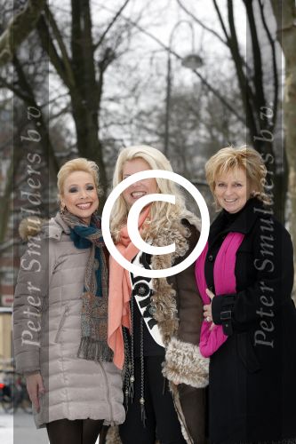 Amsterdam 26 januari 2013
Debbie Jenner Gemma v Eck en Marga Scheide tijdens intervieuw voor Stry in hotel Americain.
Peter Smulders bv