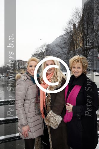 Amsterdam 26 januari 2013
Debbie Jenner Gemma v Eck en Marga Scheide tijdens intervieuw voor Stry in hotel Americain.
Peter Smulders bv