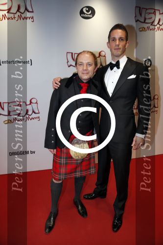 Amsterdam 11 februari 2013
Premiere Ushi must marry met Wendy v Dijk in Tuschinski. Derek Ogilvie met vriend
Peter Smulders bv