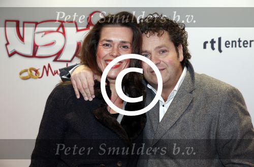 Amsterdam 11 februari 2013
Premiere Ushi must marry met Wendy v Dijk in Tuschinski. Dirk Zeelenberg met vrouw
Peter Smulders bv