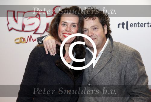 Amsterdam 11 februari 2013
Premiere Ushi must marry met Wendy v Dijk in Tuschinski. Dirk Zeelenberg met vrouw
Peter Smulders bv