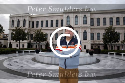 Istanbul 24 januari 2013
Op bezoek bij Wesley Sneijder en zijn vrouw Yolanthe Sneijder Cabau.
Ze slapen in het four seasons hotel . Wesley gaat spelen voor Galatasaray en wordt als een held binnengehaald. Edwin Bredius
Peter Smulders bv