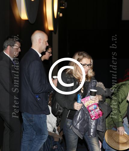 Amsterdam 3 februari 2013
Premiere Ted en de Schat in pathe Arena. Elle v Rijn met (een) vriend
Peter Smulders bv