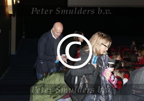 Amsterdam 3 februari 2013
Premiere Ted en de Schat in pathe Arena. Elle v Rijn met (een) vriend
Peter Smulders bv