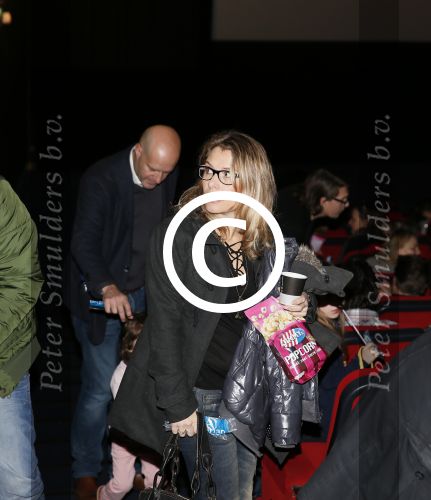 Amsterdam 3 februari 2013
Premiere Ted en de Schat in pathe Arena. Elle v Rijn met (een) vriend
Peter Smulders bv