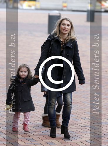 Amsterdam 3 februari 2013
Premiere Ted en de Schat in pathe Arena. Elle v Rijn met dochters
Peter Smulders bv