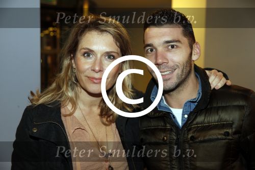 Haarlem 31 januari 2013
Premiere terug naar de kust in de schouwburg van Haarlem. Elle v Rijn met (een) vriend?
Peter Smulders bv