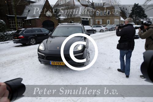 Amsterdam 22 januari 2013
Estelle Cruijff en twee vrienden hebben Badr Hari opgehaald nadat hij vrijgelaten is uit de gevangenis. Bij hun huis stond veel pers te wachten.
Peter Smulders bv